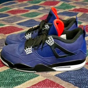 Air Jordan 4